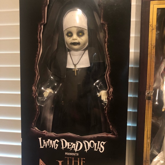 Living dead dolls - Picture 4 of 5